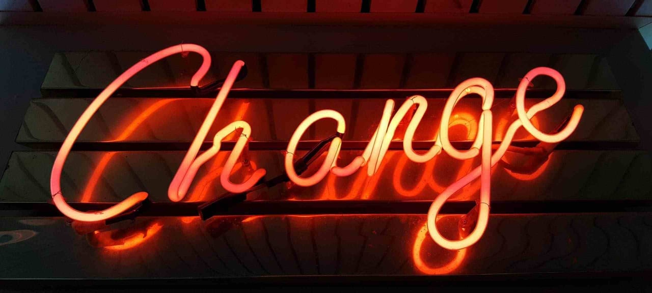 Change skylt - digitalisering Leadfront