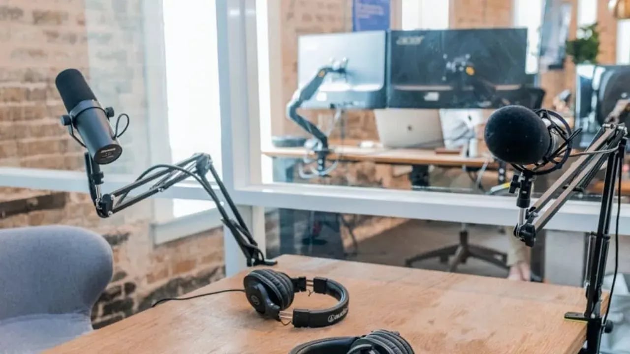 Two microphones in studio prepared for webinar 